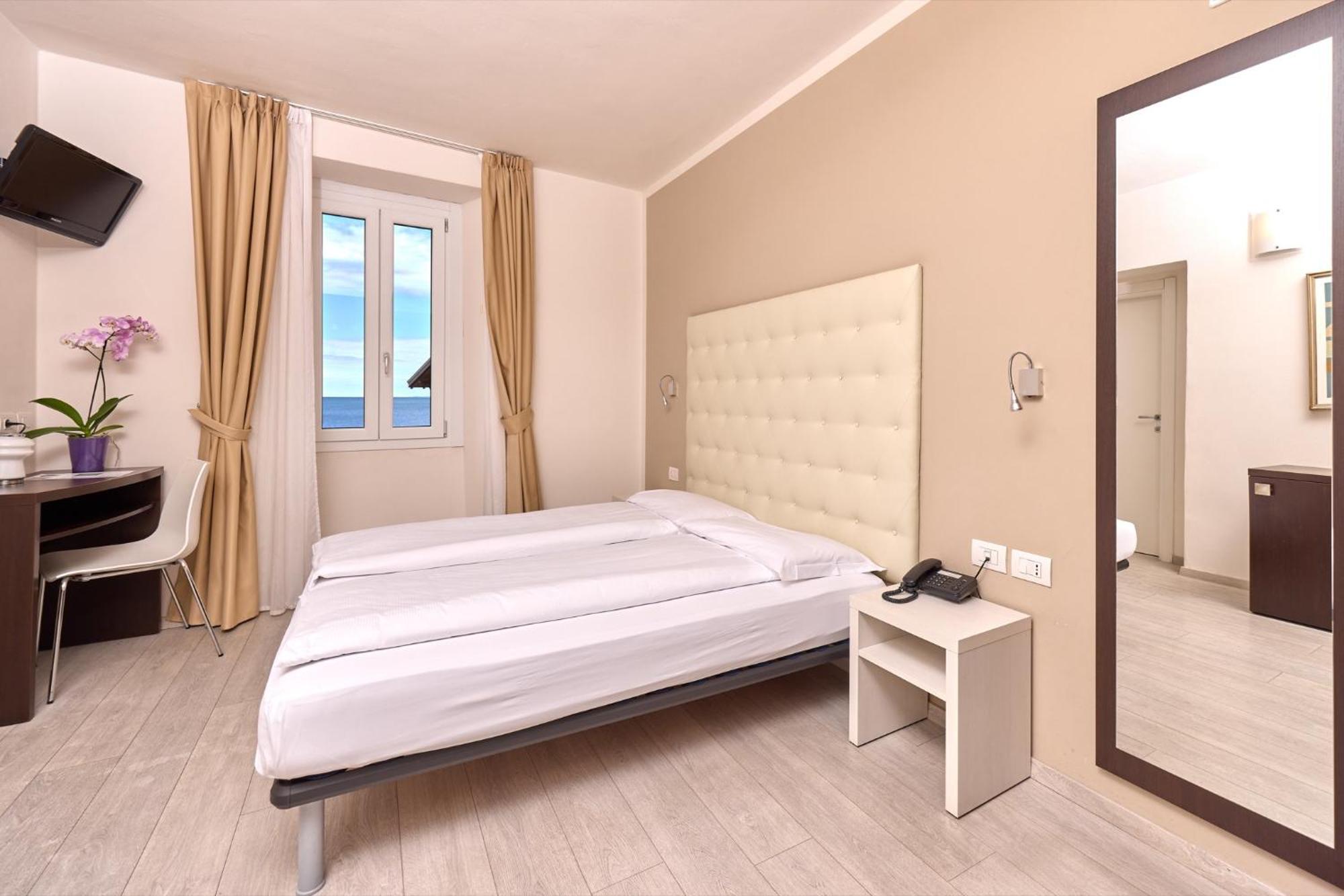 Hotel Geier Torbole Sul Garda Εξωτερικό φωτογραφία
