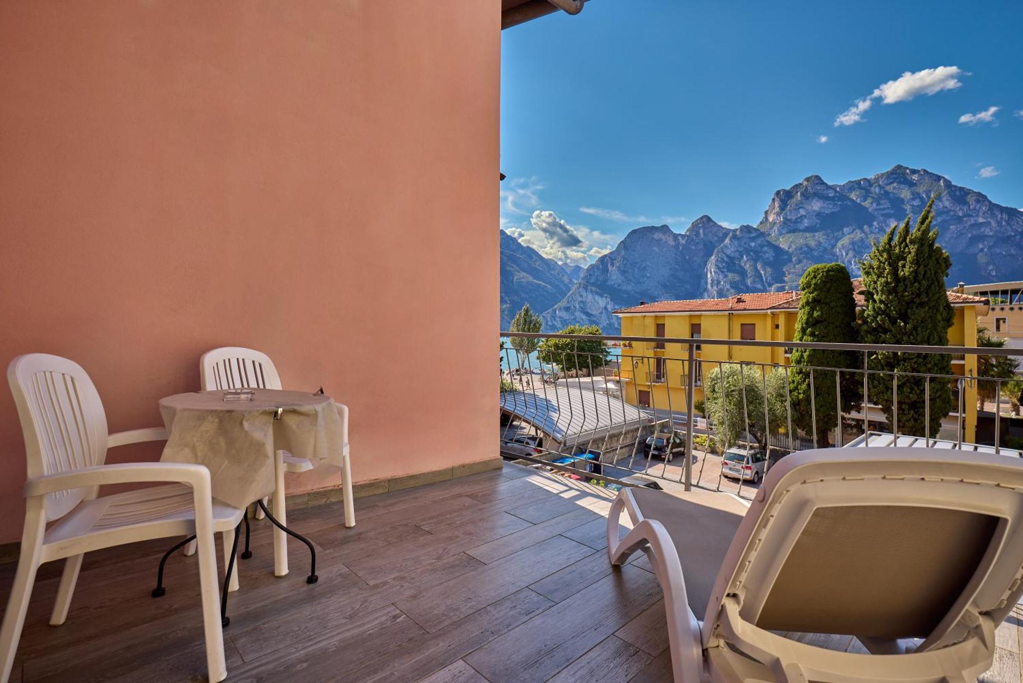Hotel Geier Torbole Sul Garda Εξωτερικό φωτογραφία